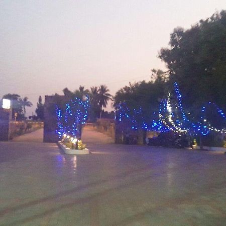 King Paradise Hotel Tiruchirappalli Exterior foto