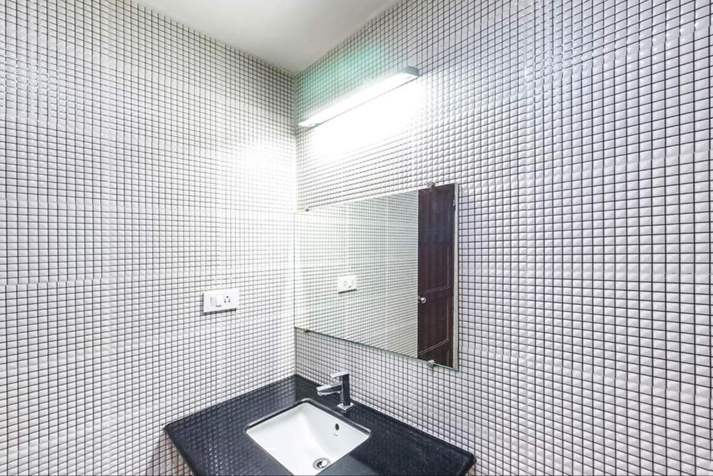 King Paradise Hotel Tiruchirappalli Exterior foto