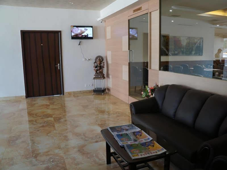 King Paradise Hotel Tiruchirappalli Exterior foto